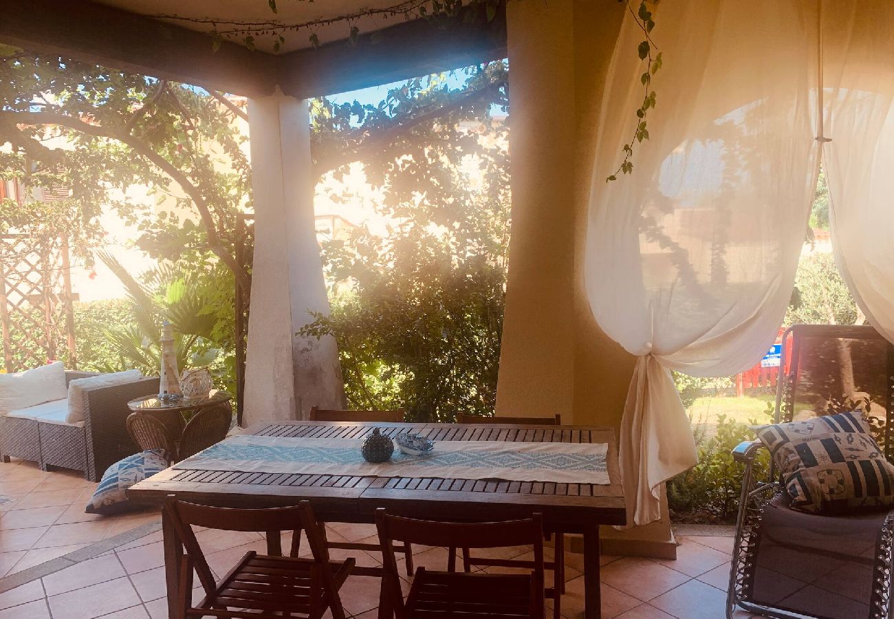 Chalet in Ottiolu - VILLETTA 50 METRI SPIAGGIA 6 PAX FPO-FARC01T