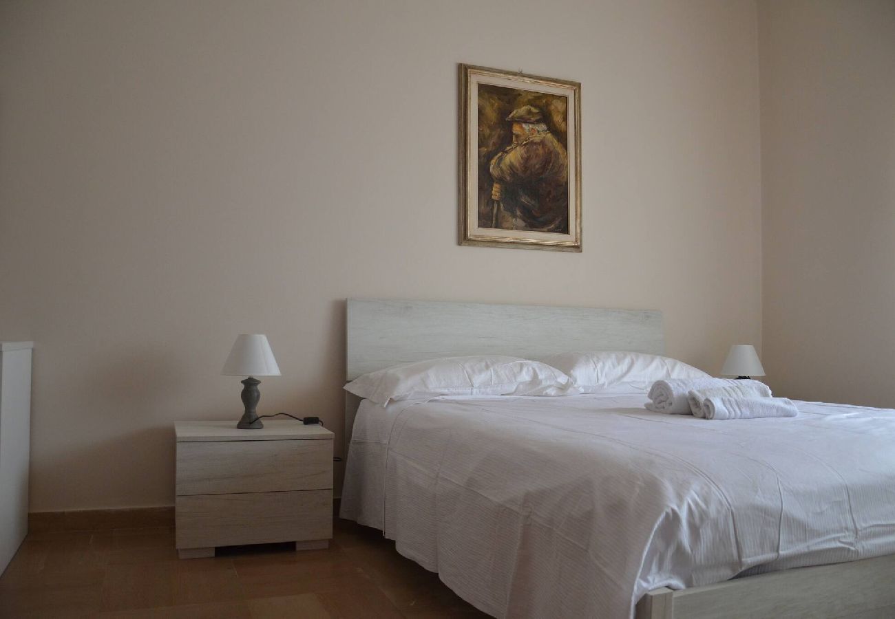 Rent by room in Sassari - RESIDENZA LE TERRAZZE STA 06/SAL STANZA 2 PAX 